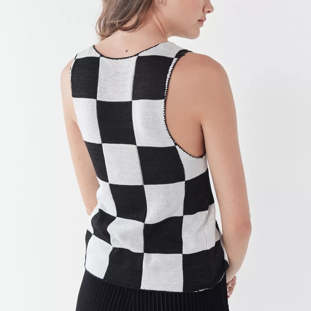 Urban Outfitters “Talia” Black & White Checkered Knit Button-front Tank EUC S - Picture 2 of 7